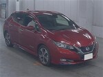 фото Электромобиль 2 поколение хэтчбек Nissan Leaf кузов ZE1 модификация G гв 2017