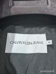 фото Женская куртка Calvin Klein Jeans с капюшоном