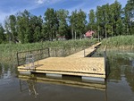 фото Понтонный плавучий причал с площадкой для отдыха на воде