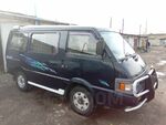 фото Mazda Bongo 4WD микроавтобус.