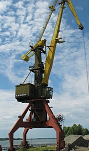 Лого Тума-Групп